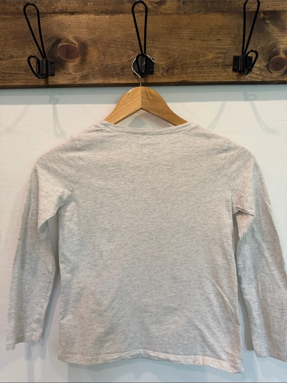 OshKosh B'gosh Light Gray Long-Sleeve Sequin Eiffel Tower Top - Size 10